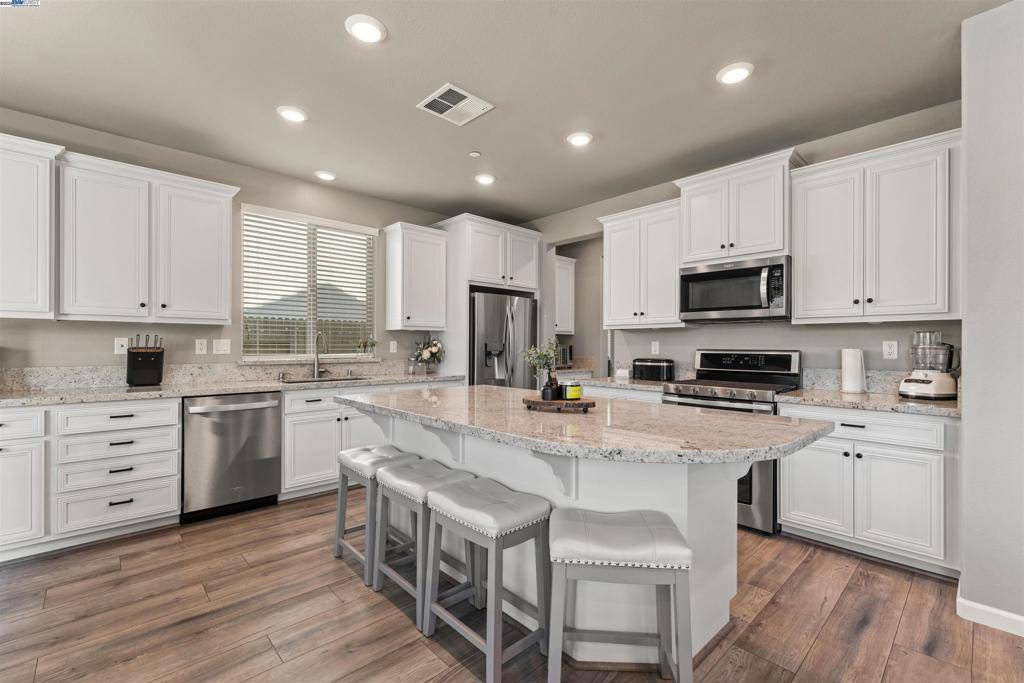 Roseville, CA 95747,3008 Jaffrey St