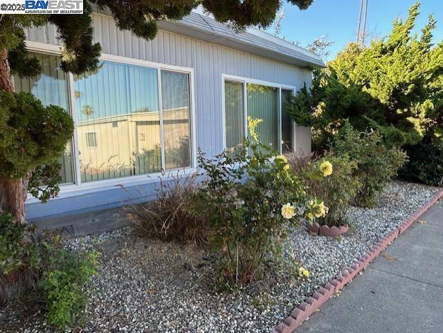 198 Hawaii Circle, Union City, CA 94587