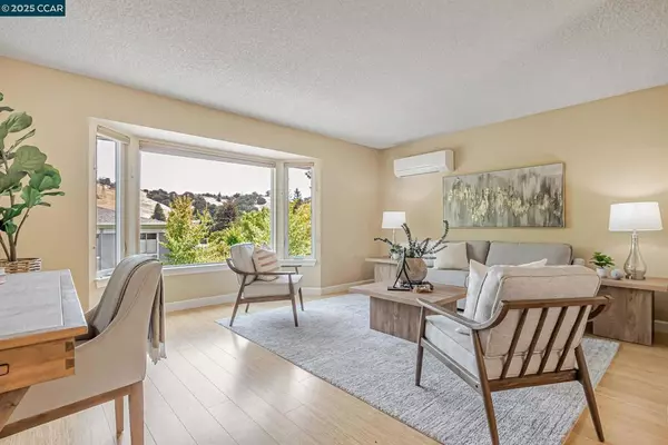 Walnut Creek, CA 94595,3395 Tice Creek Dr #2