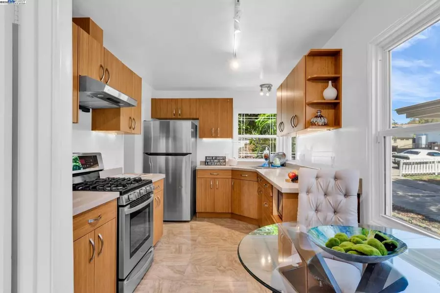 205 Julius St, San Leandro, CA 94577