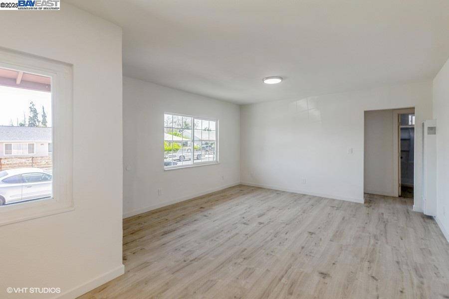 Hayward, CA 94544,26676 Colette St