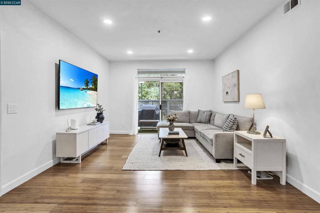 Pinole, CA 94564,207 Dursey