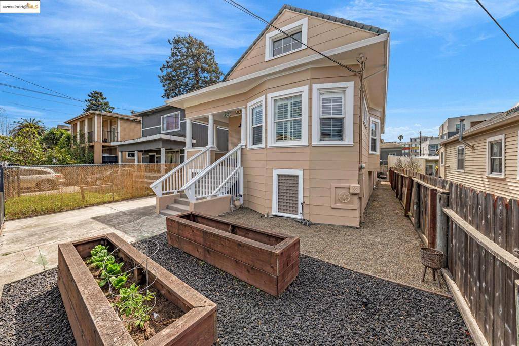 Oakland, CA 94608,953 34Th St