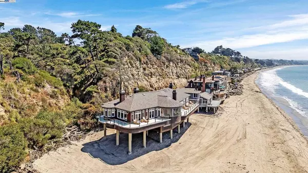 Aptos, CA 95003,797 Las Olas Dr