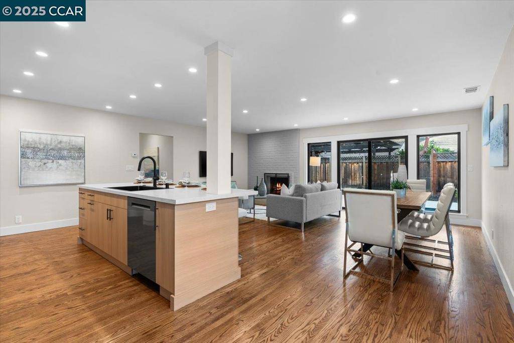 Hayward, CA 94544,30540 OAKMONT WAY