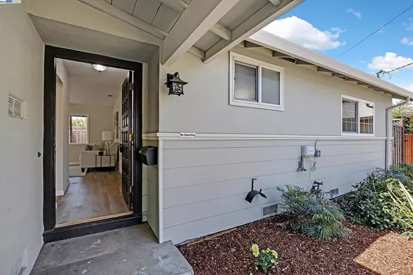 Livermore, CA 94550,3877 Santa Clara Way