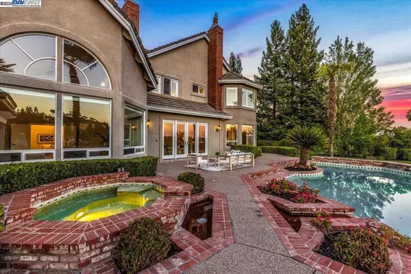 Danville, CA 94506,3411 Deer Ridge Dr