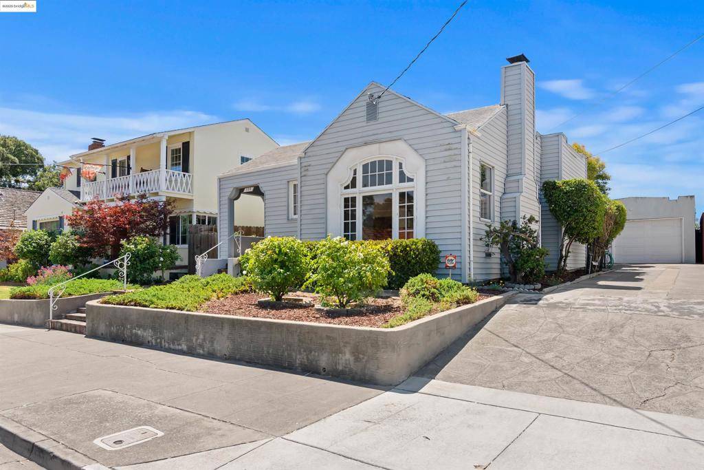 209 W 7th Street, Antioch, CA 94509-1745