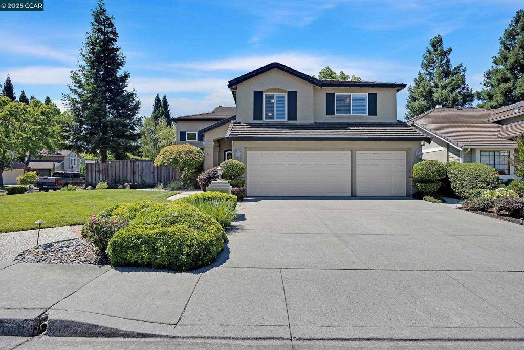 100 Chadbourne Dr, Danville, CA 94506