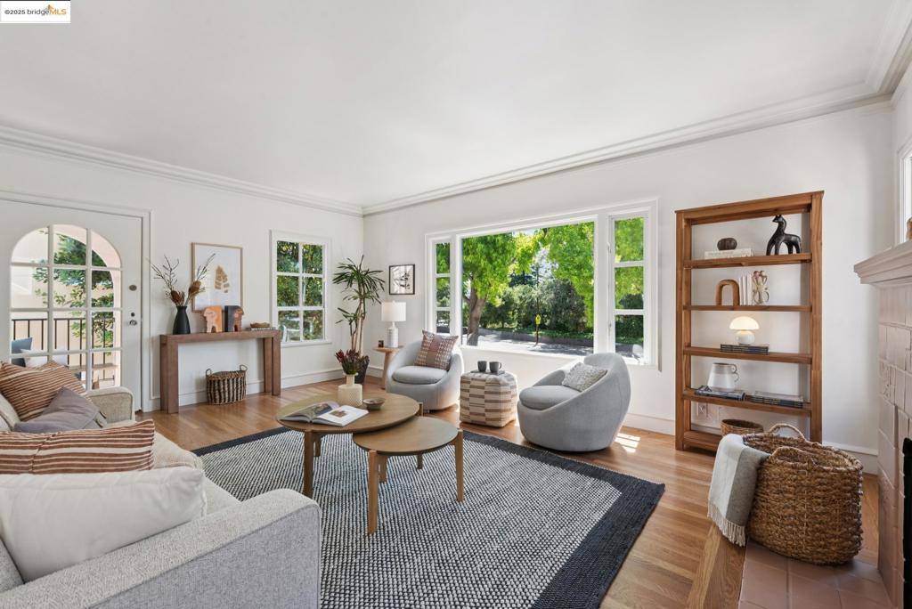 Berkeley, CA 94707,1189 Sutter St