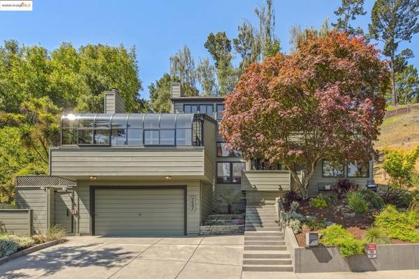 Berkeley, CA 94708,737 Woodhaven Rd
