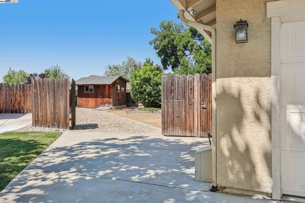 Livermore, CA 94551,1256 Village Green Dr