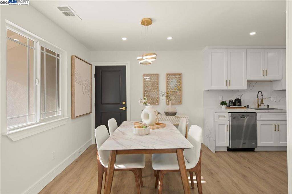 Oakland, CA 94603,548 Capistrano Dr
