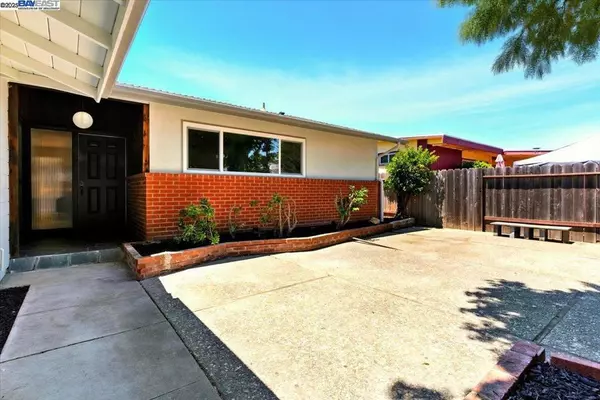 Hayward, CA 94544,24635 Woodacre Ave