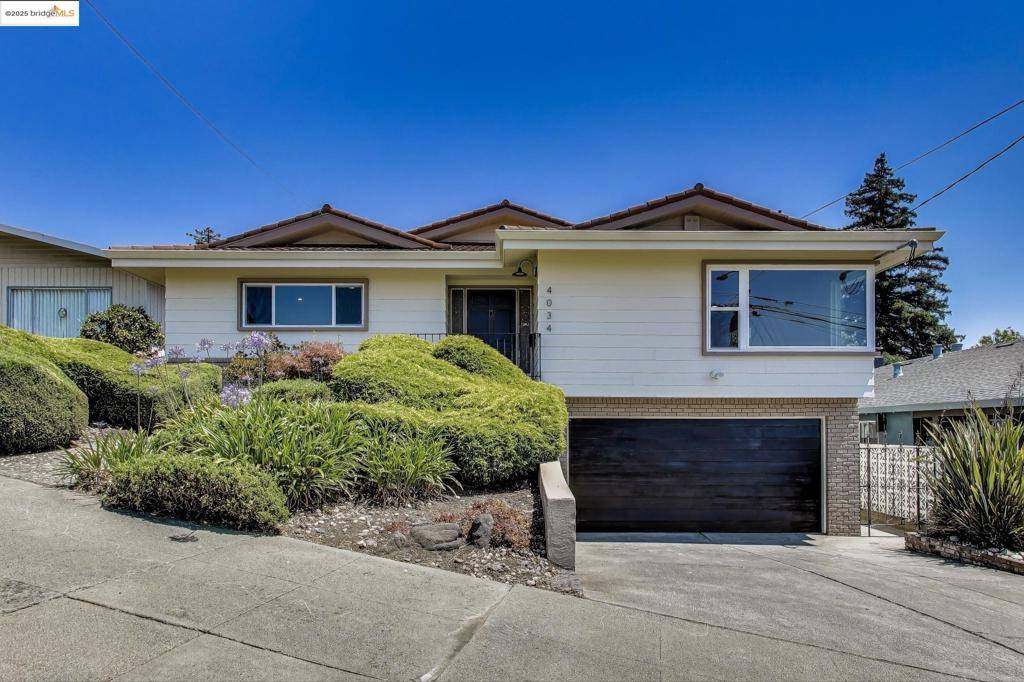 4034 Rhoda Ave, Oakland, CA 94602