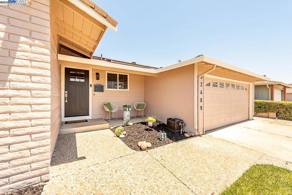 Union City, CA 94587,32409 Elizabeth Way