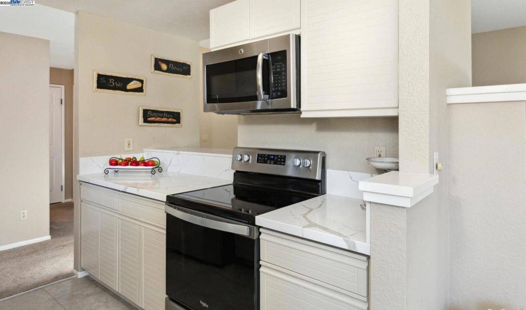 Pleasanton, CA 94588,8170 Mountain View Dr