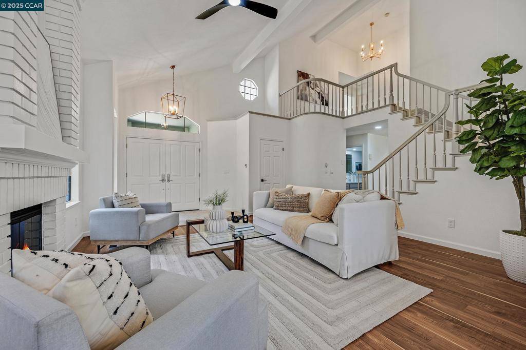 Danville, CA 94526,1373 Fountain Springs Cir