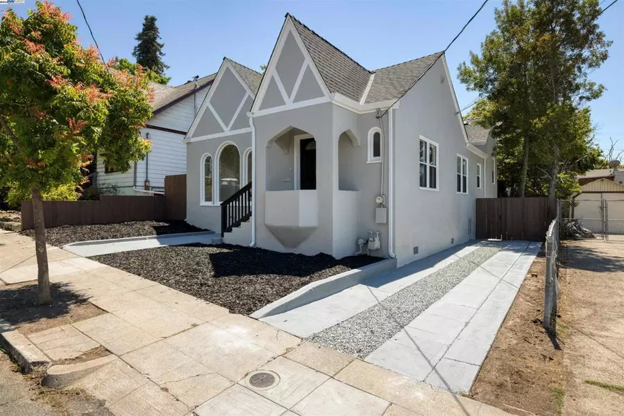 2440 Monticello Ave, Oakland, CA 94601