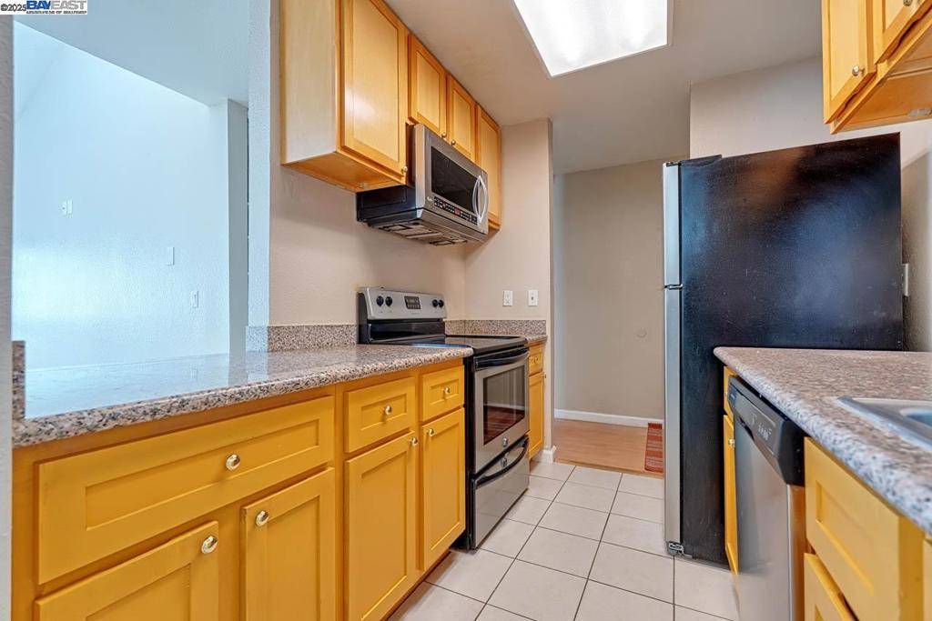 Fremont, CA 94538,3300 Wolcott Cmn #210