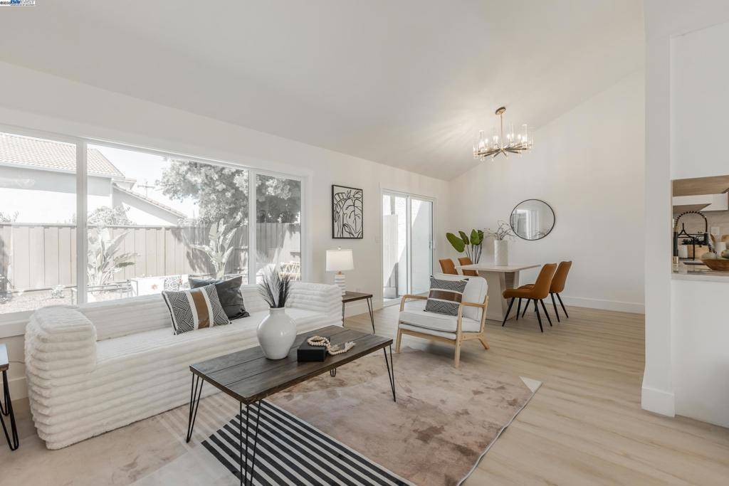 Milpitas, CA 95035,955 Big Bear Ct