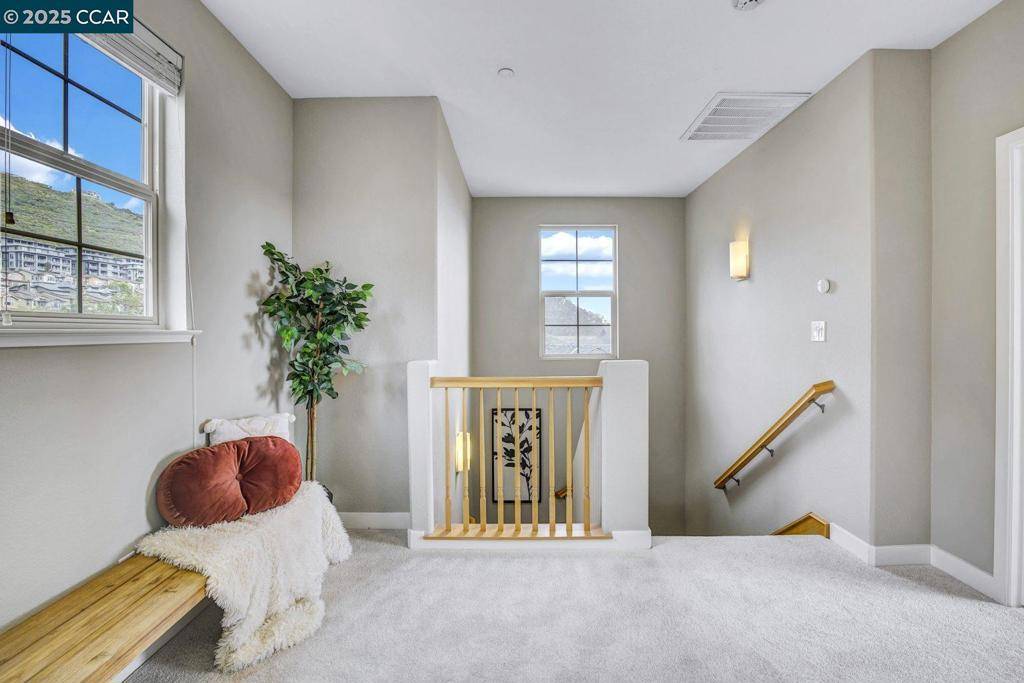 Oakland, CA 94605,6130 Old Quarry Loop