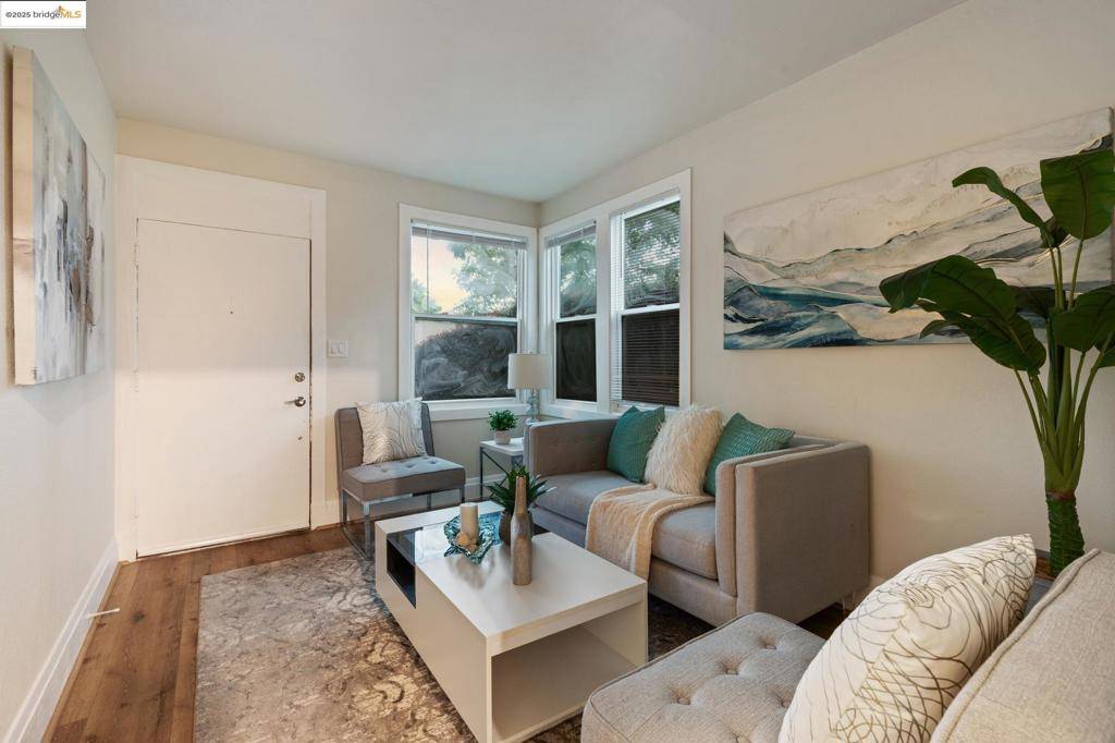 Berkeley, CA 94702,1339 Kains Ave