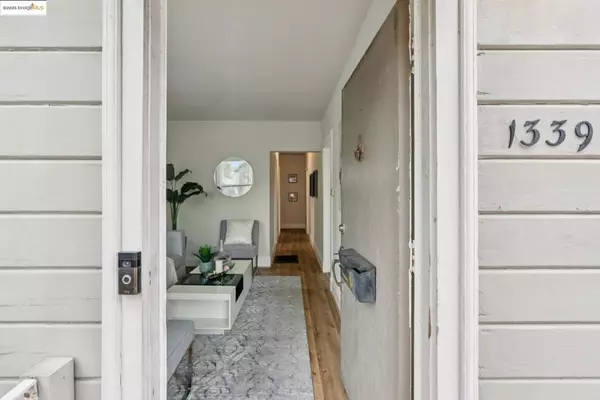 Berkeley, CA 94702,1339 Kains Ave