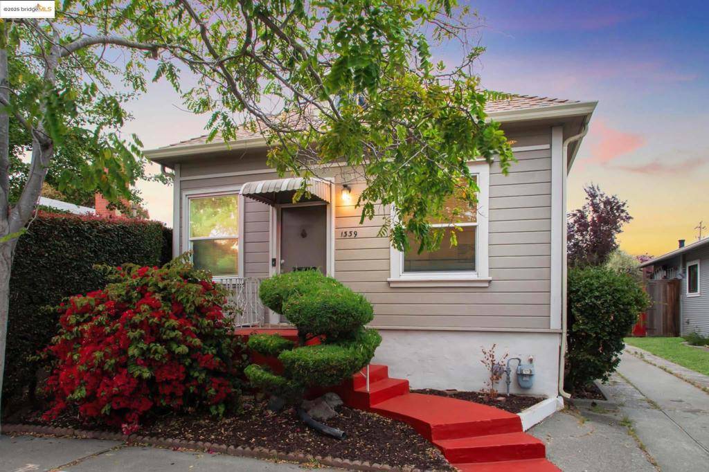 1339 Kains Ave, Berkeley, CA 94702