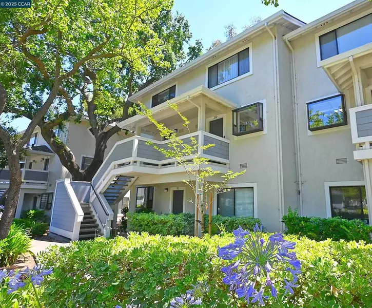 2574 Oak Road #202, Walnut Creek, CA 94597