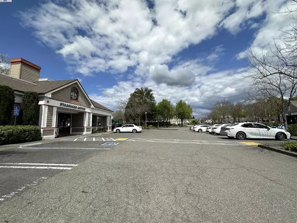 Windsor, CA 95492,9000 Brooks Rd