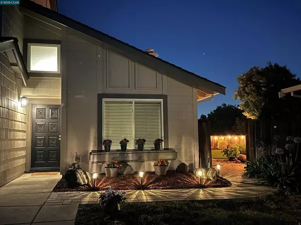 2132 Rock Pass Pl, Martinez, CA 94553