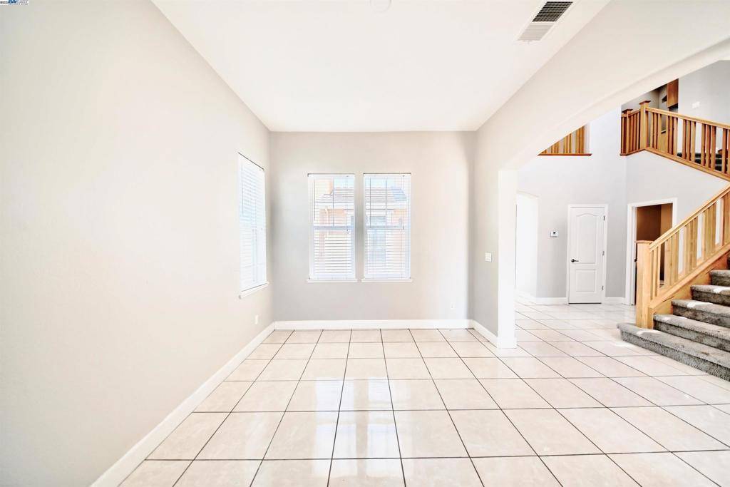 Lathrop, CA 95330,1069 Dry Creek Ct