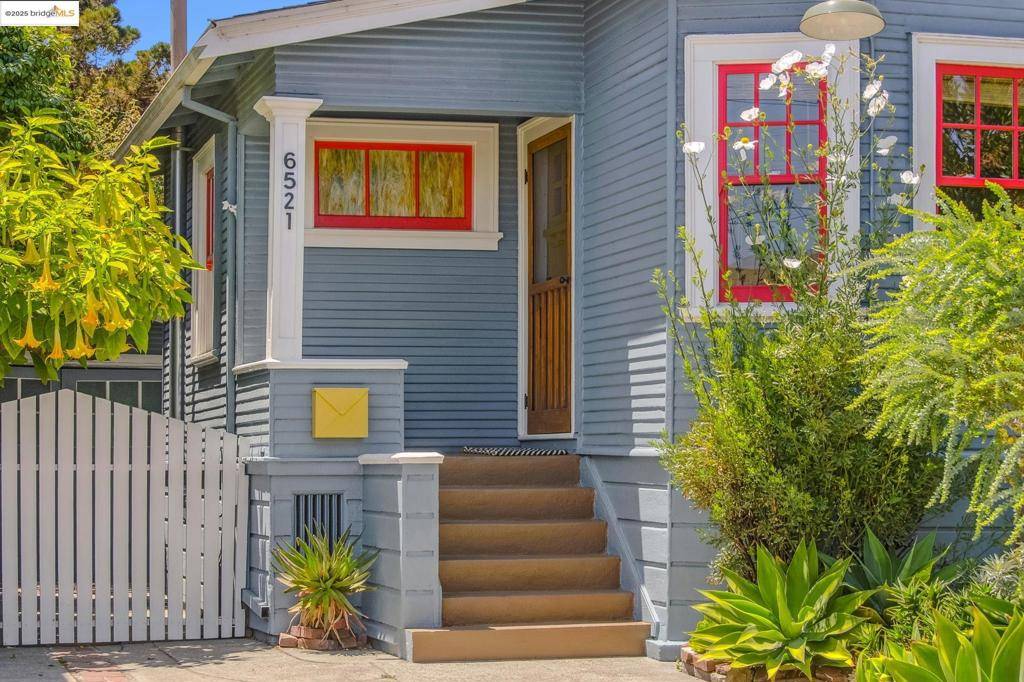 Oakland, CA 94608,6521 Herzog St