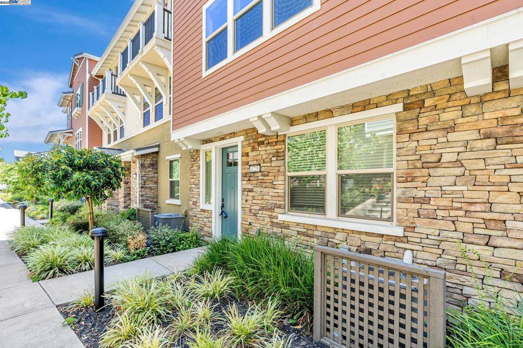 Dublin, CA 94568,4220 Midlands Ct
