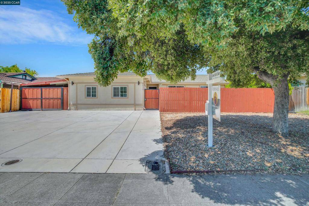 Livermore, CA 94551,5438 Scenic Ave