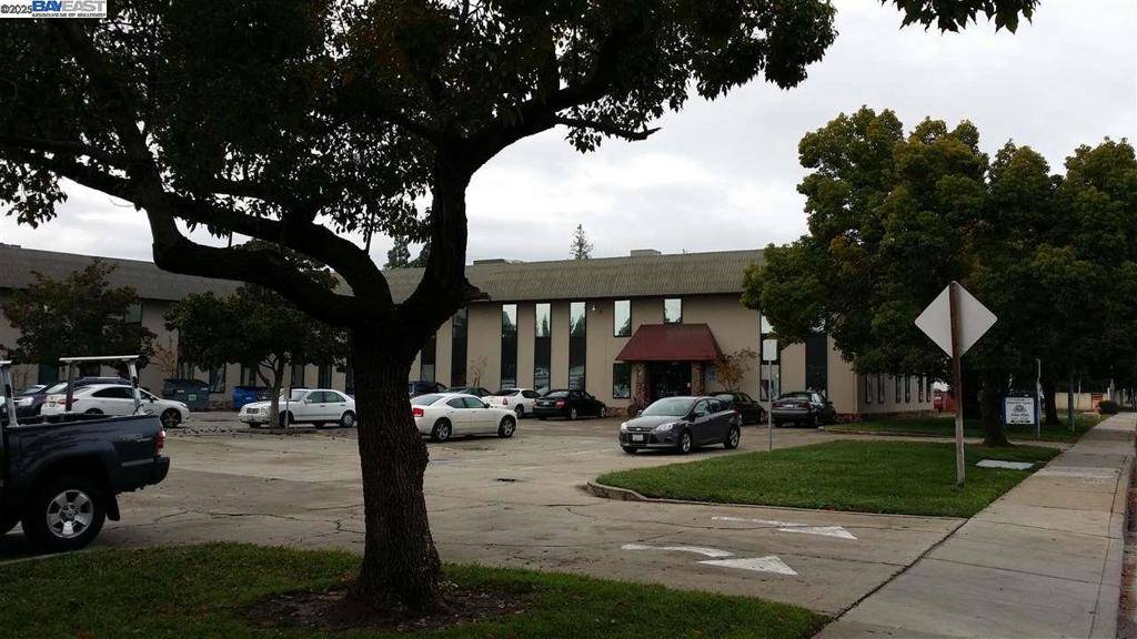 4049 1St St 230, Livermore, CA 94551