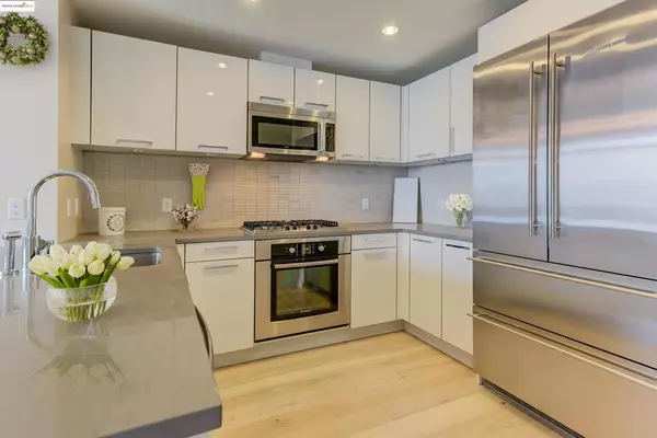San Francisco, CA 94105,1 Hawthorne #14C