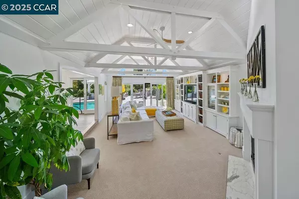 Lafayette, CA 94549,33 Los Arabis Circle