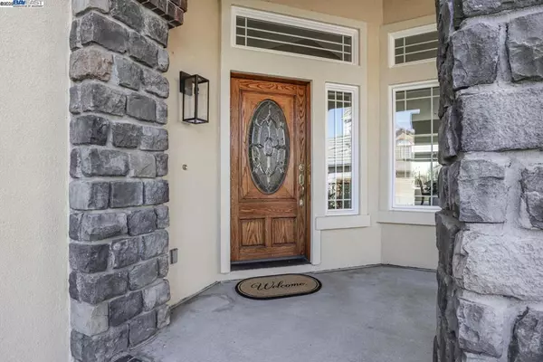 Hayward, CA 94542,4315 Sundew Ct