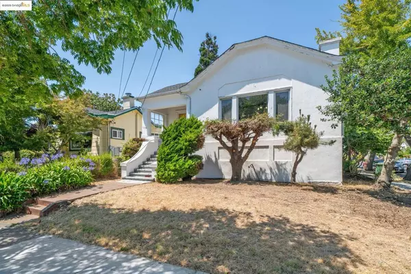 1239 Carleton St, Berkeley, CA 94702