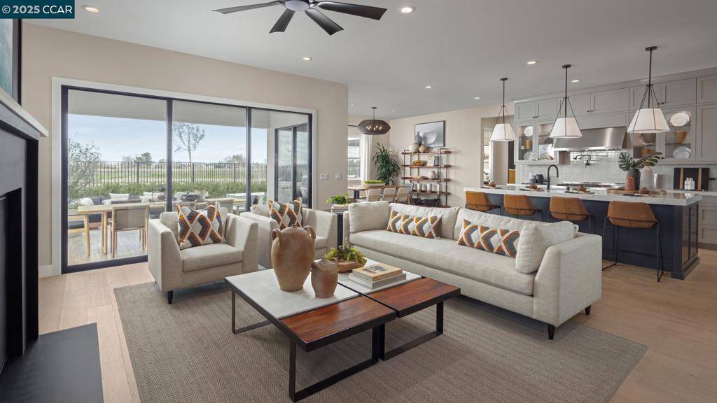 Tracy, CA 95377,3312 Boca Way