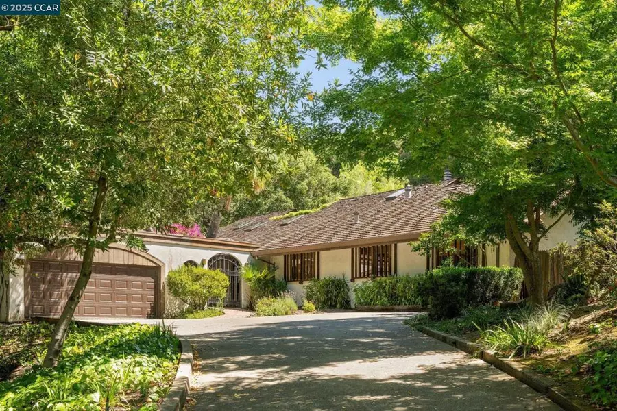 694 Old Jonas Hill Rd, Lafayette, CA 94549
