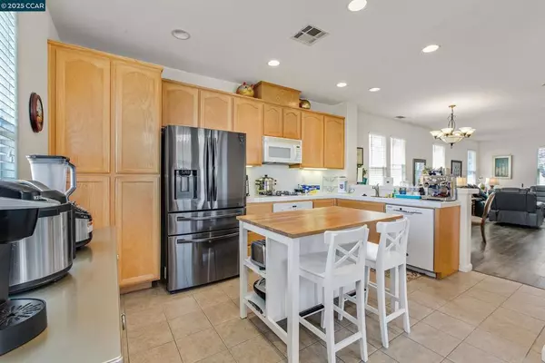 Richmond, CA 94806,5349 EAGLE COURT