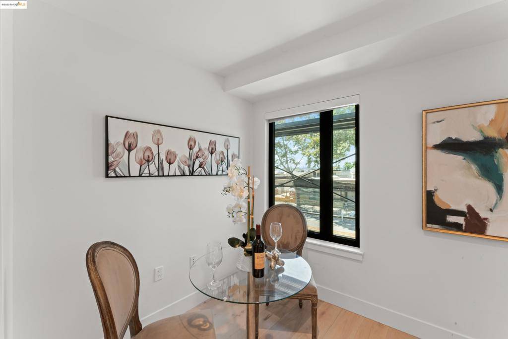 Berkeley, CA 94702,2747 San Pablo Avenue #217