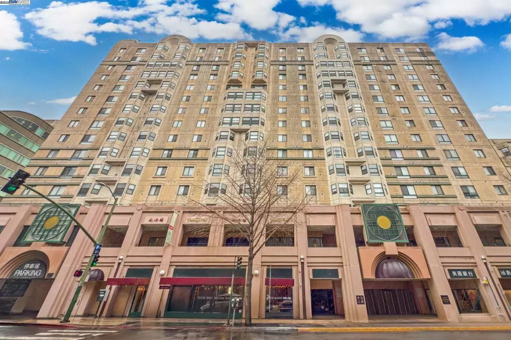 Oakland, CA 94607,988 Franklin St #312