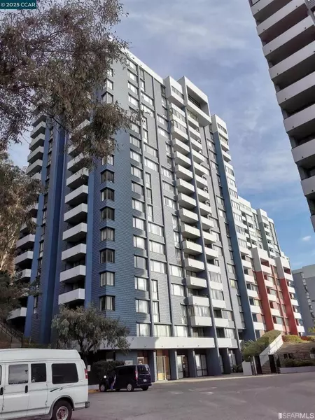 555 Pierce St #328, Albany, CA 94706
