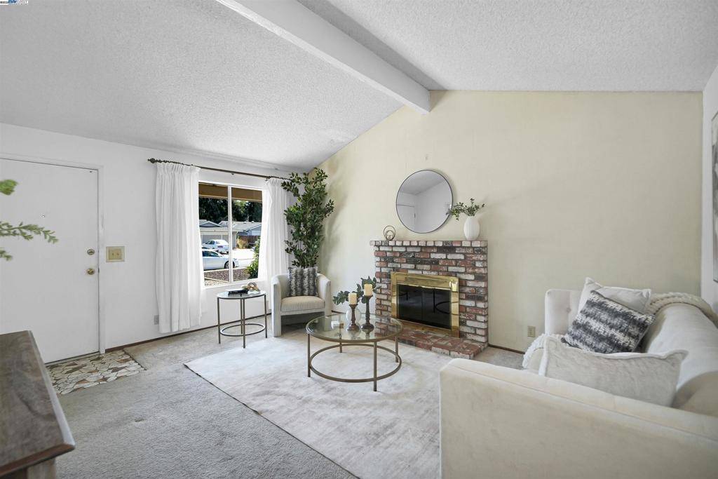 San Jose, CA 95132,1357 Old Rose Pl