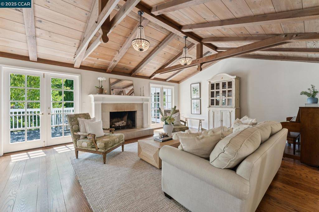Lafayette, CA 94549,645 Los Palos Dr