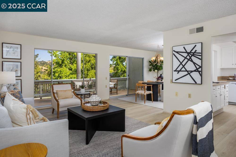 Walnut Creek, CA 94595,1349 Running Springs Rd #4